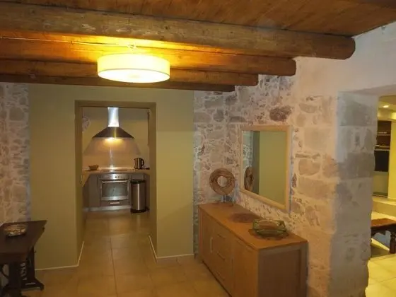 Attractive Greek House with Private Pool near Sea & City Center - Lobi