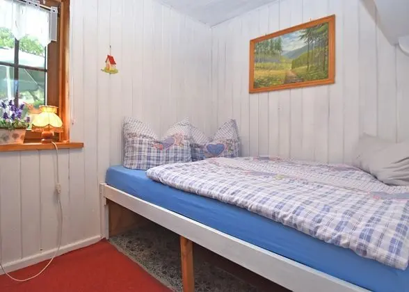 Attractive Holiday Home in Langewiesen With Garden - Oda
