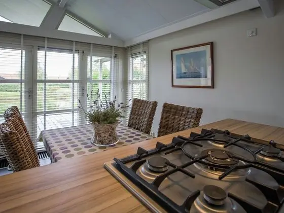 Attractive Holiday Home With Large Terrace Nearby Eastern Scheldt - Yerinde Yemek