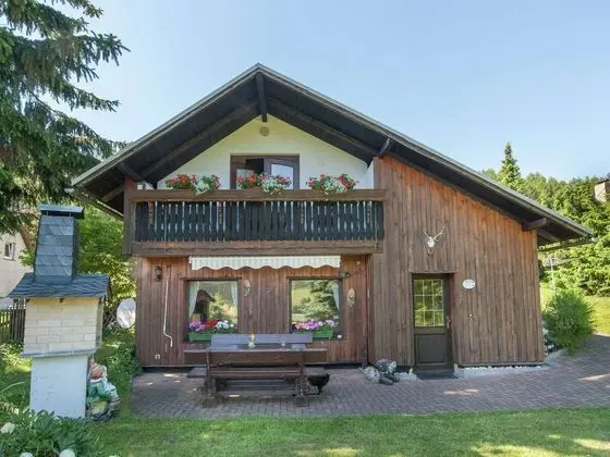 Attractive Holiday Home in Piesau With Sauna - Dış Mekan