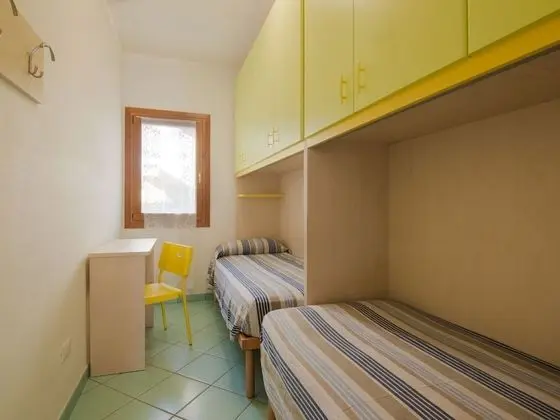 Attractive Holiday Home in Rosolina near Lungomare Beach - Oda