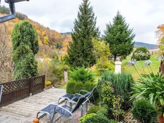 Attractive Holiday Home in Schönbrunn With Garden
