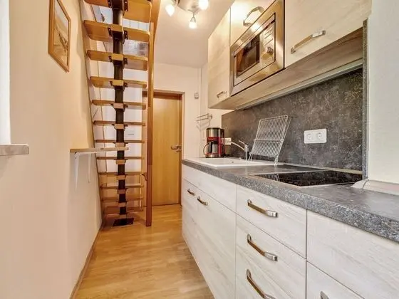 Attractive Holiday Home in Schönbrunn With Garden - Mutfak