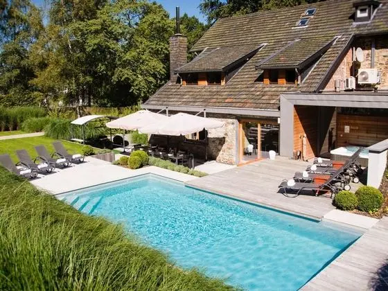 Attractive Holiday Home in Spa With Swimming Pool - Öne Çıkan Resim