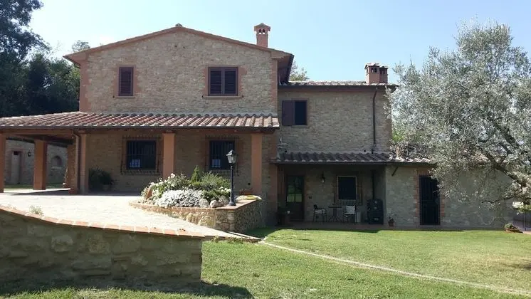 Attractive Holiday Home in Volterra With Swimming Pool - Öne Çıkan Resim