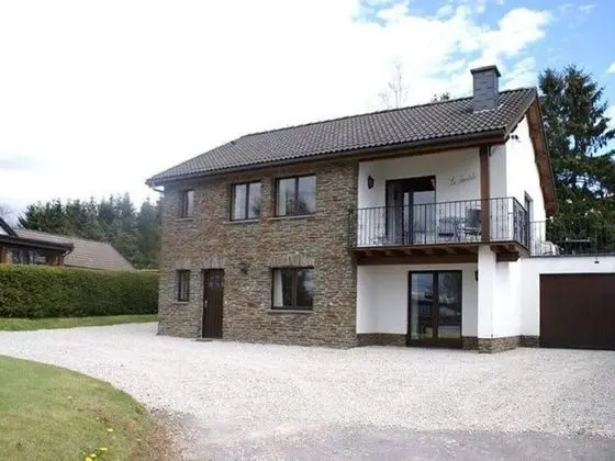 Attractive Holiday Home in Xhoffraix With Barbecue - Dış Mekan