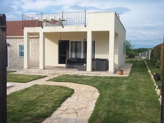 Attractive Holiday Home in Zadar With Private Swimming Pool