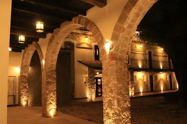 Hotel Atzalan - 1