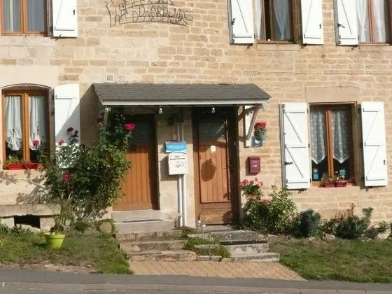 Au Clos d'Ardennes - Dış Mekan