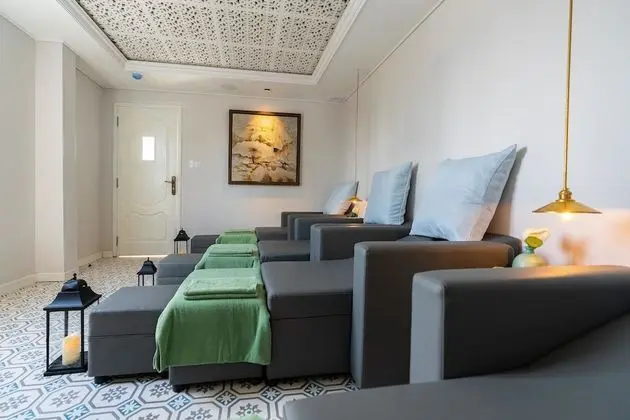 Au Lac Charner Hotel - Spa