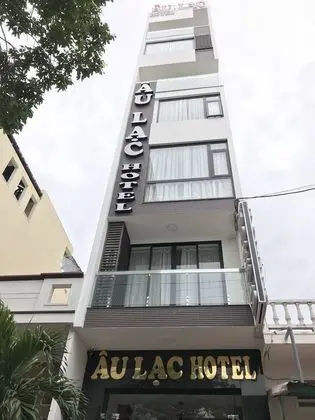 Au Lac Hotel
