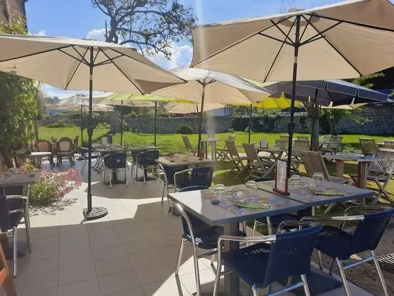 Auberge de Carolles - Dış Mekanlar
