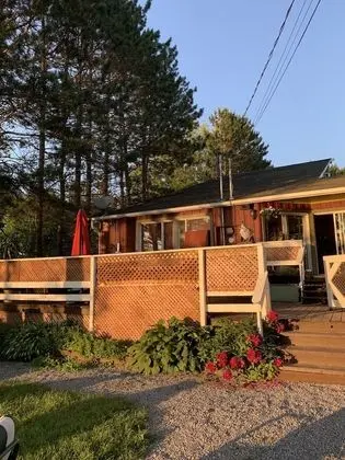 Auberge de Ferme-Neuve - Dış Mekan