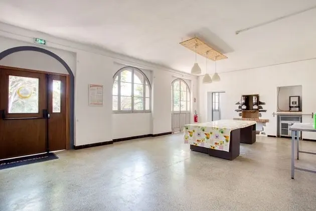 Auberge de Fréjus Saint-Raphael - Yerinde Yemek