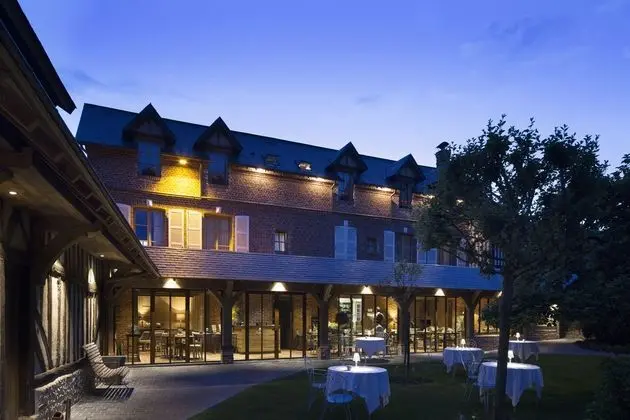 Auberge De La Source