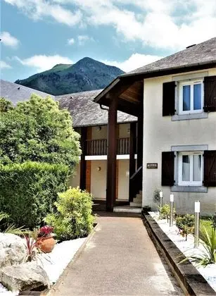 Auberge de la Vallée d'Ossau - Dış Mekan