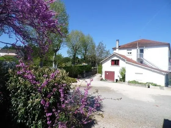Auberge de Lamagistère - Dış Mekan
