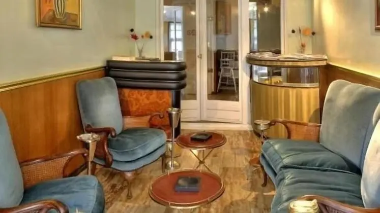 Auberge des Ecluses - Lobi