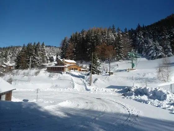 Auberge Du Pays De Sault - Dış Mekan