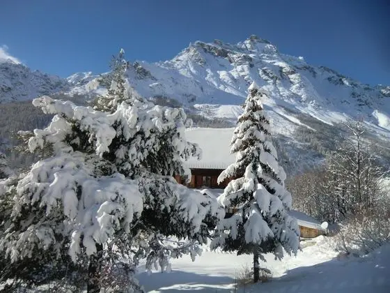 Auberge Du Pont De L'Alp - Dış Mekan