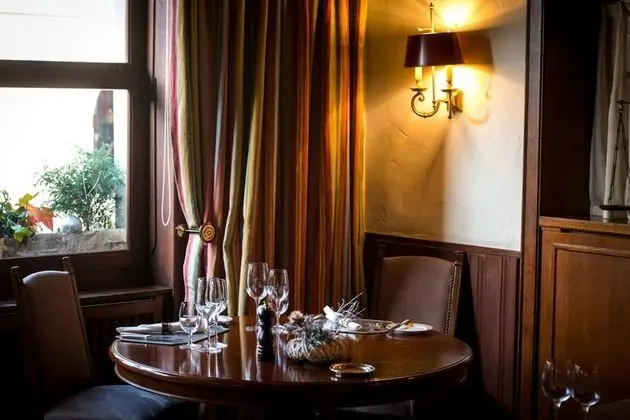 Auberge du Raisin - Yerinde Yemek