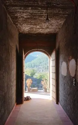 Auberge La Cathedrale Imsfrane - Lobi