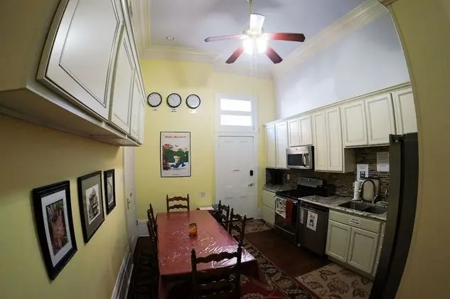Auberge Nouvelle Orleans Hostel - Yerinde Yemek