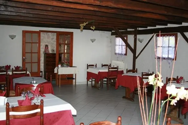 Auberge Saint Martin - İç Mekan