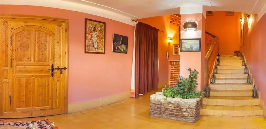 Auberge Zaratoustra - Lobi