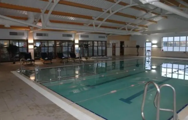 Auburn Lodge Hotel and Leisure Centre - Havuz