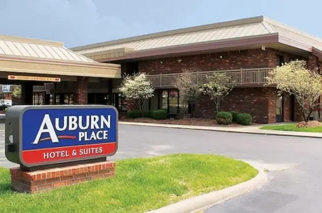 Auburn Place Hotel And Suites