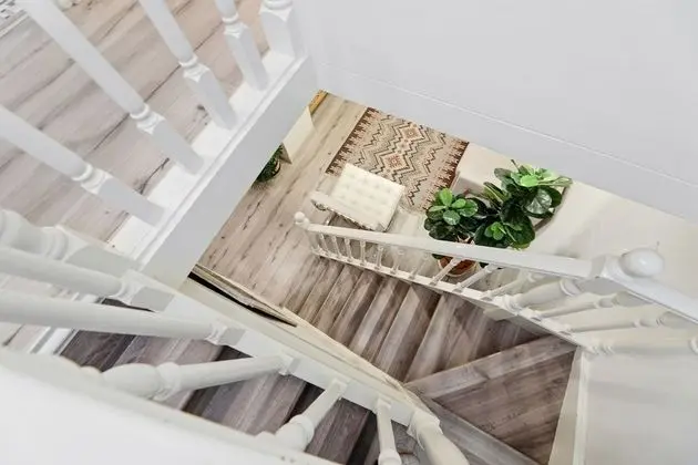 Auburun Designed 2 Bedrooms Home with Free Parking by KozyGuru - İç Mekan