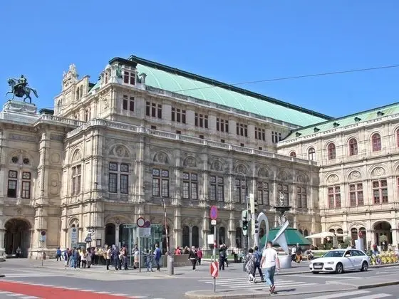 Auersperg Wien in Wien