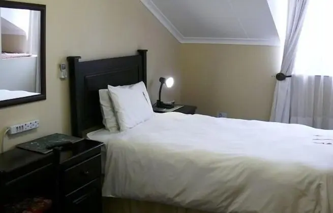 Augusta Villa St Pio Guest House - Oda