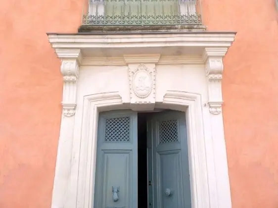 Aumes Sweet Home - Öne Çıkan Resim