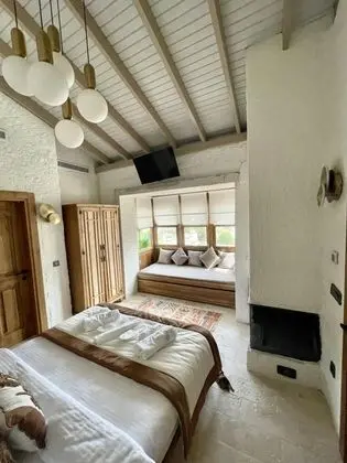 Aura Village Alaçatı