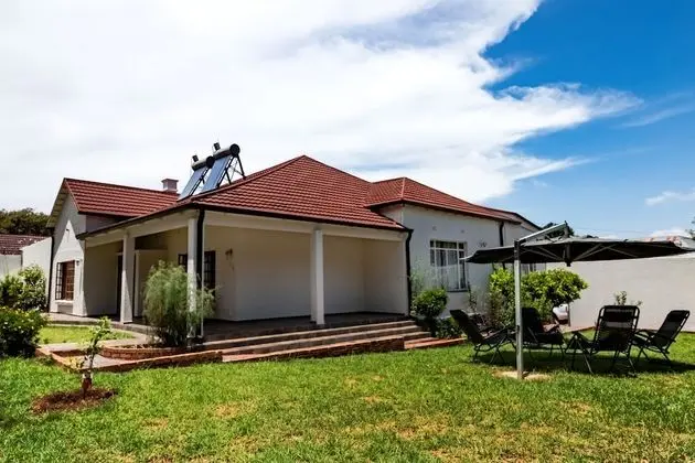 Aura Guest House