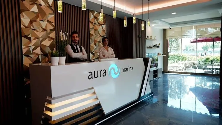 Aura Marina Hotel - Lobi