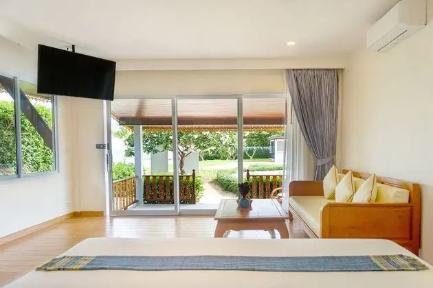 Aura Samui Best Beach Hotel - Oda