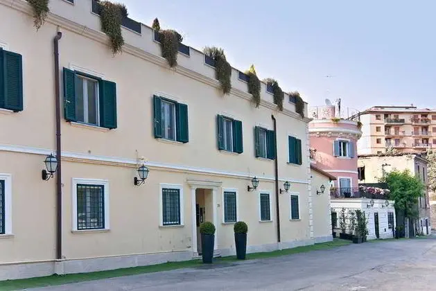 Aurelia Vatican Apartments