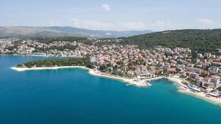 Aurelius - Relaxing With Gorgeous View - A3 Maja
