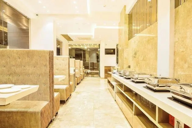 Hotel Auris - Yerinde Yemek