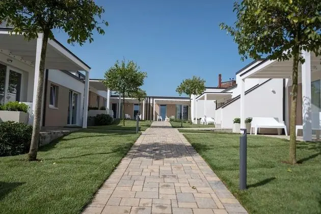 Aurora Aparthotel