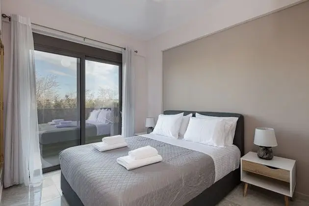 Aurora Apartments