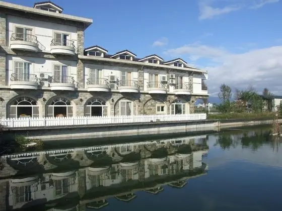 Aurora B&B