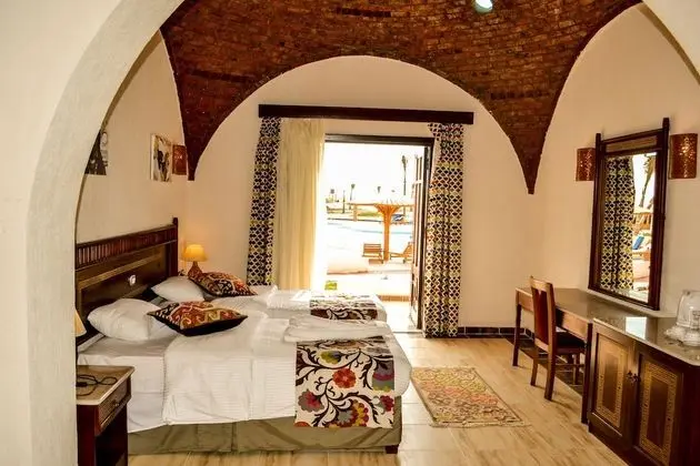 Aurora Beach Safari Resort - Oda