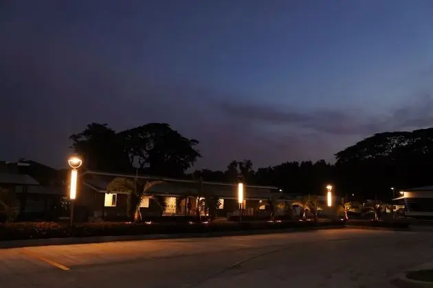 Aurora Hotel and Resort Clark - Yerinde Yemek