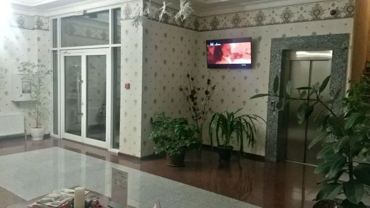 Hotel Aurora - Lobi