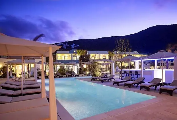 Aurora Luxury Suites - Spa