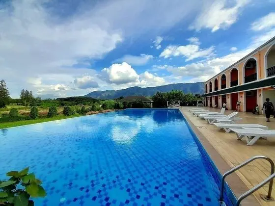 Aurora Resort - Havuz